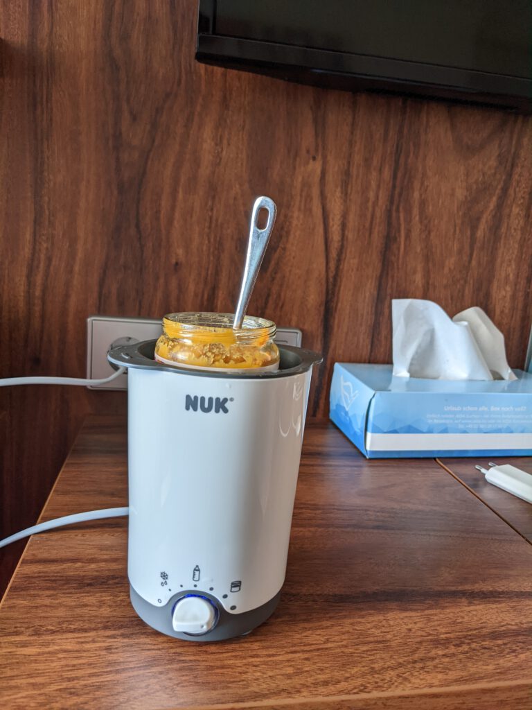 Flaschenwärmer von NUK auf der AIDAnova